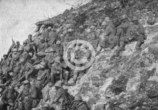 'Dans les forts reconquis de Douaumont et de Vaux; ce qui restait, le 25 octobre, de..., 1916. Creator: Unknown.