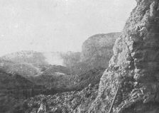 Dans les forts reconquis de Douaumont et de Vaux; Fosse du fort de Douaumont et..., 1916. Creator: Unknown
