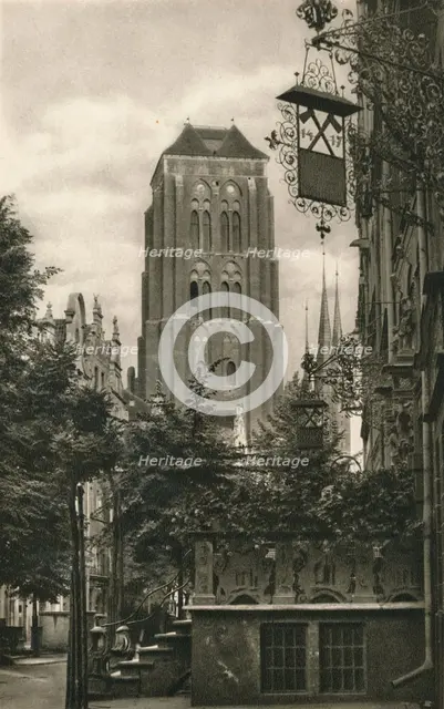 'Danzig. Jopengasse - Marienkirche', 1931. Artist: Kurt Hielscher.