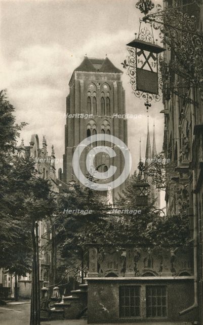 'Danzig. Jopengasse - Marienkirche', 1931. Artist: Kurt Hielscher.