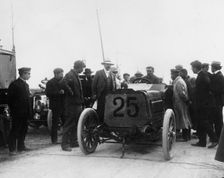 Darracq, Barras at 1904 Ostend Speed Trials. Creator: Unknown