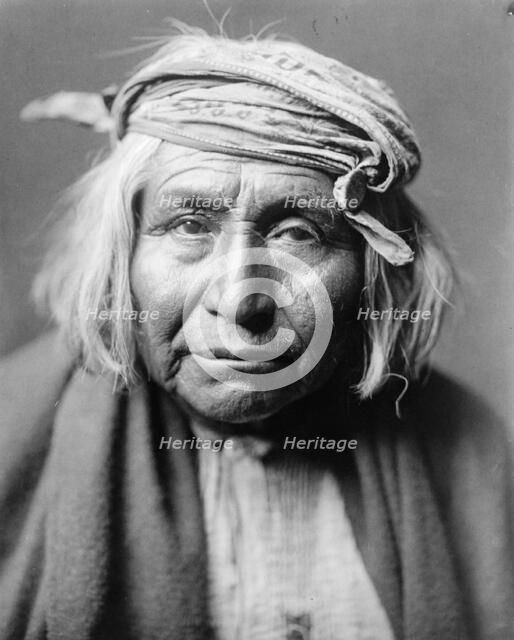 De Gizzeh-Rolling, c1906. Creator: Edward Sheriff Curtis.