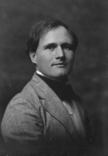 De Kerlar, Dr., portrait photograph, 1917 June 5. Creator: Arnold Genthe