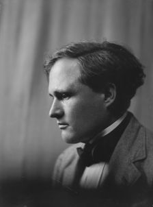 De Kerlar, Dr., portrait photograph, 1917 June 5. Creator: Arnold Genthe