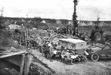 De l'ailette a la Scarpe; le poste de commandement d'un corps d'armee devant Roye 1918. Creator: Unknown