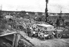De l'ailette a la Scarpe; le poste de commandement d'un corps d'armee devant Roye 1918. Creator: Unknown
