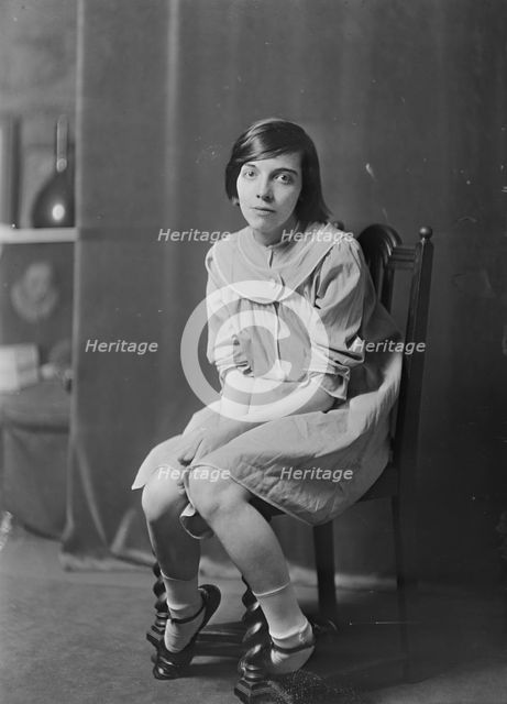 De Picon, Leah, Miss, portrait photograph, 1917 or 1918. Creator: Arnold Genthe.