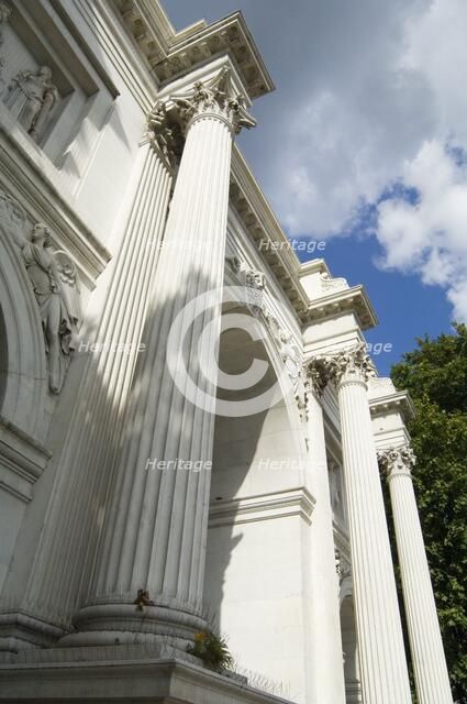 Detail of Marble Arch, Hyde Park, London, 2007. Artist: Historic England Staff Photographer.