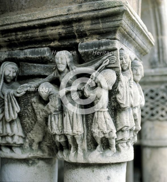 Detail of a capital in the cloister of the collegiate.
