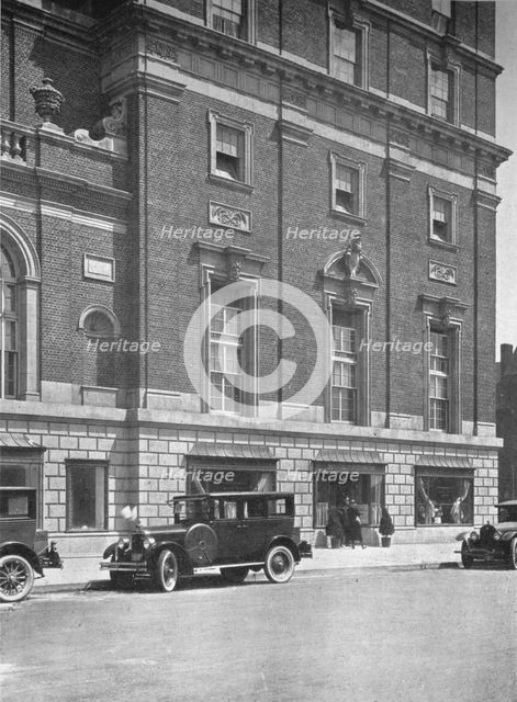 Detail of end bay, Hotel Statler, Buffalo, New York, 1923. Artist: Unknown.