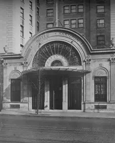Detail of entrance, Hotel Hamilton, Washington DC, 1923