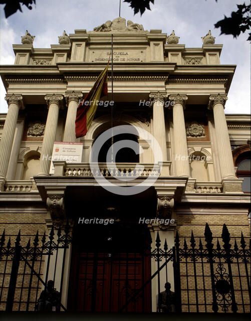 Detail of the façade of the School of Mining Engineering, built by architect Ricardo Velazquez Bo…