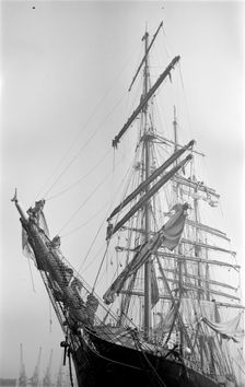 Detail of the prow and rigging of the Pamir c1945-c1965. Artist: SW Rawlings