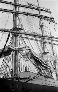 Detail of the rigging of the Pamir c1945-c1965. Artist: SW Rawlings