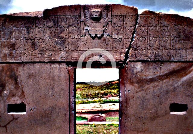 Detail of the 'Sun door' in the ruins of Tiwanaku, construction prior to the Incas.
