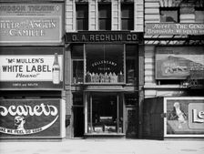 Detroit Photographic Company, 229 Fifth Avenue, N.Y., view of store, between 1900 and 1905. Creator: Unknown