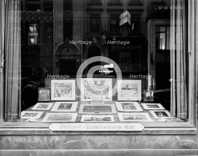 Detroit Publishing Company, window, New York, N.Y., between 1905 and 1915. Creator: Unknown.