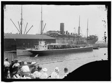 Deutchland i.e., Deutschland, 1916 July or August. Creator: Harris & Ewing