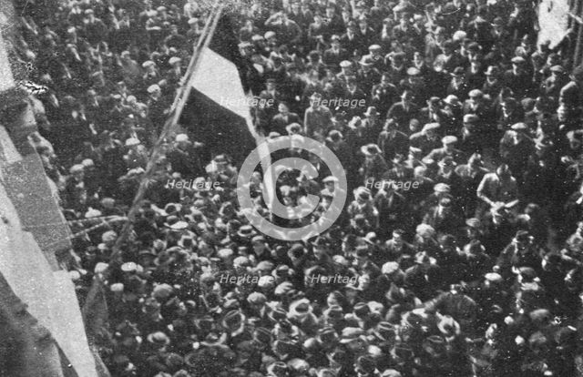 'Deux incidents en Suise; Trois Instantanes de l'incident du drapeau Allemand de...,1916. Creator: Unknown.