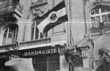 Deux incidents en Suise; Trois Instantanes de l'incident du drapeau Allemand... 1916. Creator: Unknown