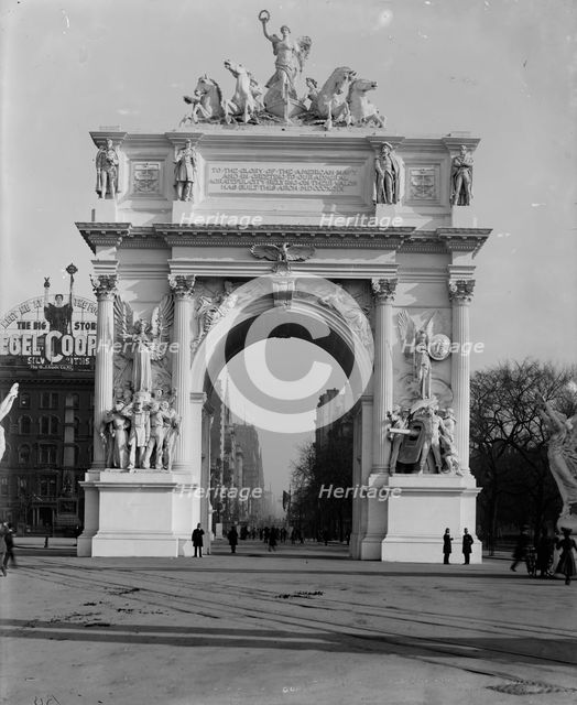 Dewey Arch, New York, c1900. Creator: Unknown.