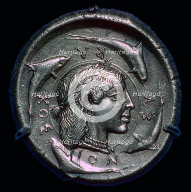 Decadrachm of Syracuse of the fifth century BC. Artist: Unknown