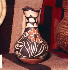 Decorated Pot, Zuni Tribe, Pueblo Indians. North America