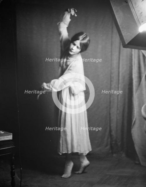 DeCotelet, Francesca, Miss, 1929 Mar. 5. Creator: Arnold Genthe.