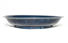 Deep blue dish with carved dragon design, 1522-1566