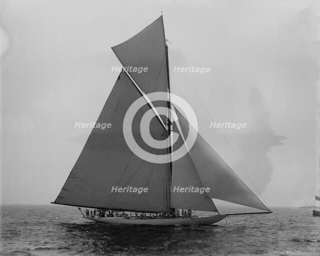 Defender, 1895 July 20, c1895. Creator: John S Johnston.