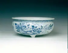 Dehua blue and white tripod bowl, China, mid-late 17th century. Creator: Unknown