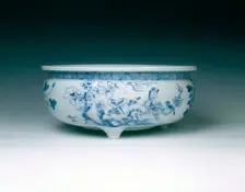 Dehua blue and white tripod bowl, China, mid-late 17th century. Creator: Unknown