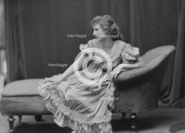 Delarer, Llellwyn, Miss, portrait photograph, 1917. Creator: Arnold Genthe.