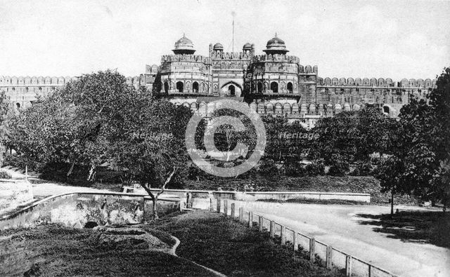 Delhi Gate, Fort Agra, 20th century. Artist: Unknown