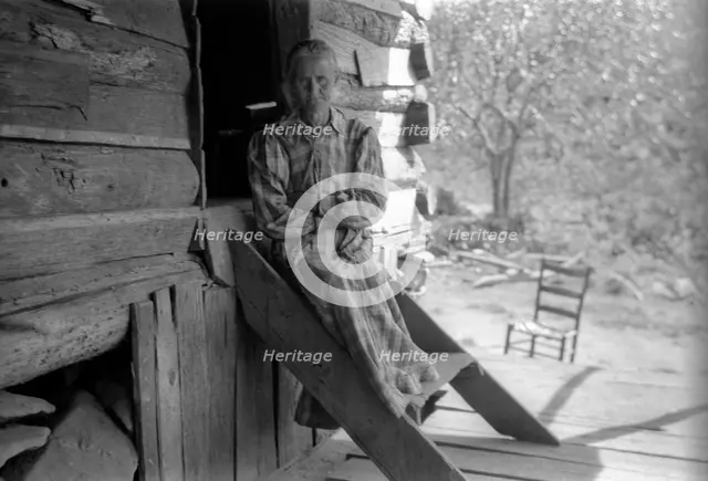 Delie Hughes, Cave River, Burnsville, Yancey County, North Carolina, USA, 1916-1918. Artist: Cecil Sharp