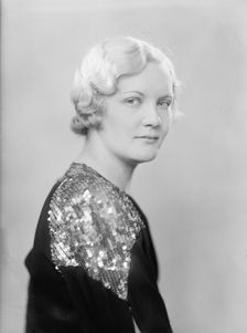 Della M. Adcock, Portrait, 1933. Creator: Harris & Ewing