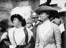 Democratic National Convention - Mrs. Norman E. Mack And Mrs. William H. Taft, 1912. Creator: Harris & Ewing