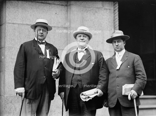 Democratic National Convention - Col. P. Denton, Col. John I. Martin, Jay Cairns, 1912. Creator: Harris & Ewing.