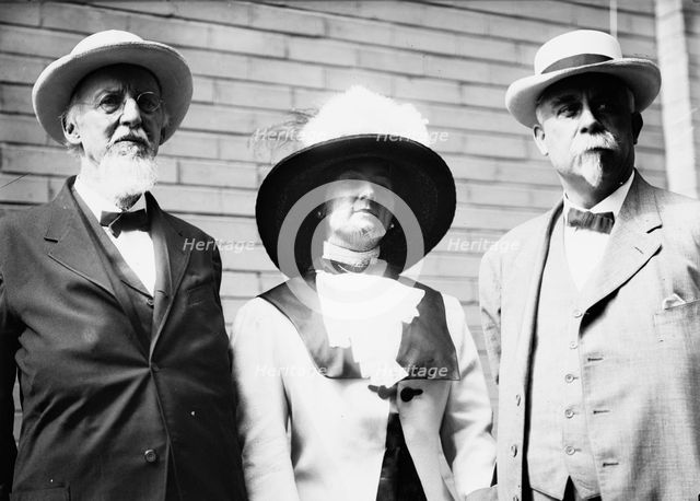 Democratic National Convention - Ex-Senator Francis B. Cockerell, Mrs. E.B. Cockerell..., 1912. Creator: Harris & Ewing.