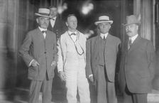 Democratic National Convention - Sen. Willard Saulsbury; Josephus Daniels of North Carolina..., 1912 Creator: Harris & Ewing