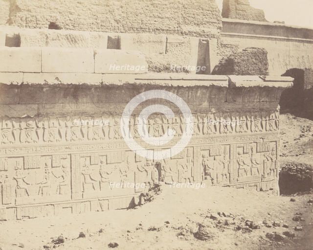 Dendérah (Tentyris), Mammisi - Décoration Extérieure de la Face Sud, 1851-52, printed 1853-54. Creator: Félix Teynard.