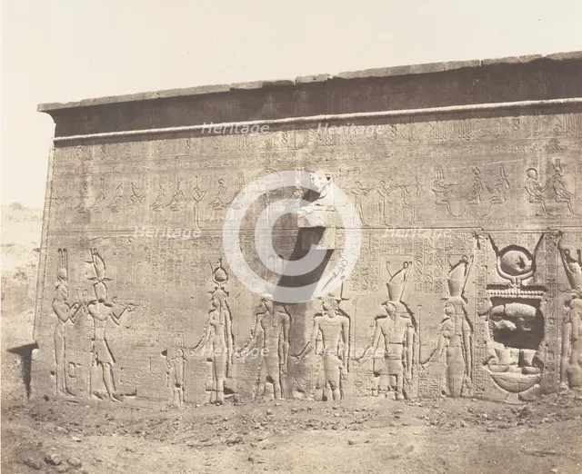 Dendérah (Tentyris), Temple d'Athôr - Face Postérieure, 1851-52, printed 1853-54. Creator: Félix Teynard.
