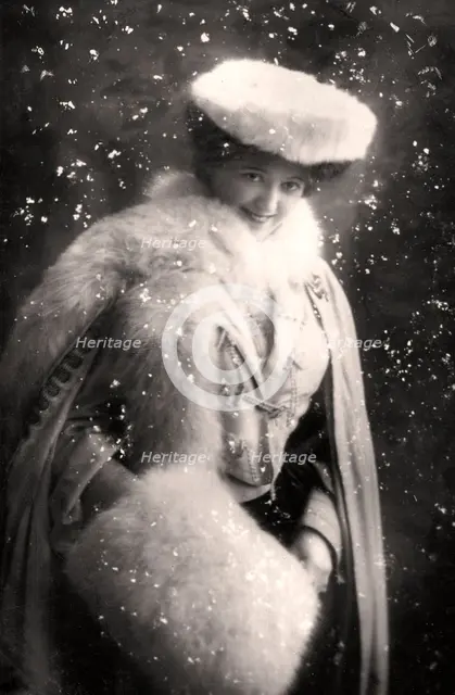 Denise Orme (1885-1960), music hall singer, early 20th century.Artist: Bassano Studio