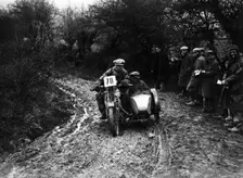 Dennis Mansell competing in the Victory Cup Trial, 1927