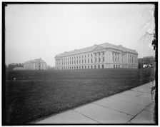 Department of Agriculture Building, Washington, D.C., between 1910 and 1920. Creator: Harris & Ewing