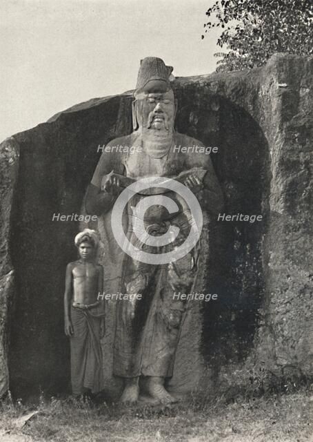'Der Tradition nach, Statue Parakrama Bahu's I., des Grossen (1164-1197 n. Chr.), Pollonnaruwa', 192 Artist: Unknown.