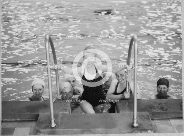Derby Baths, Promenade, Blackpool, 1942-1943. Creator: Barnet Saidman.