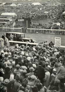 Derby Day, 1946 1947. Creator: Unknown
