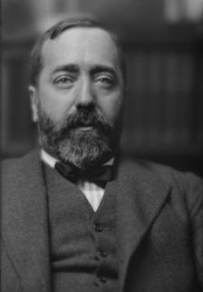 Dernburg, B., Dr., portrait photograph, 1914 Dec. 1. Creator: Arnold Genthe