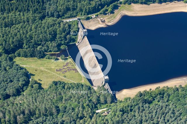 Derwent Dam with low water levels during a period of dry weather, Derbyshire, 2022. Creator: Emma Trevarthen.